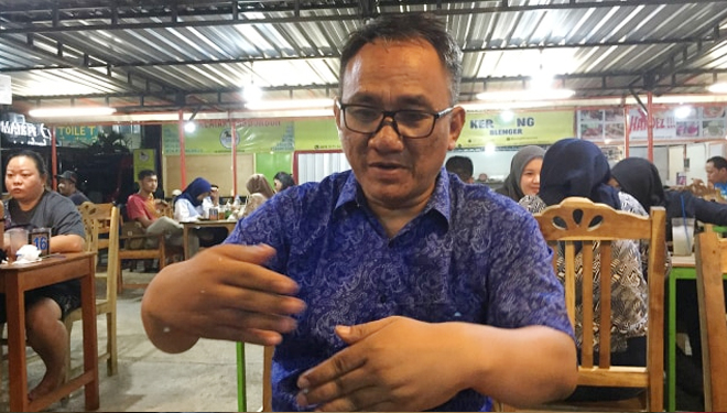 Wakil Sekjen Partai Demokrat Andi Arief kabarnya sudah dibebaskan dari tahanan polisi (Foto: Kumparan)