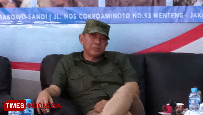 Letnan Jenderal (Purn) TNI Johannes Suryo Prabowo dalam diskusi bertajuk  'Rezim Jokowi Mau Hidupkan Dwifungsi TNI?' di Kantor Seknas duet Prabowo-Sandi, Jakarta. (FOTO: Habsullah/TIMES Indonesia).