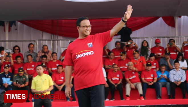 Gubernur DKI Jakarta Anies Rasyid Baswedan Saat Melakukan Kick Off Pembangunan JISOCS. (FOTO: Rizki Amana/TIMES Indonesia)