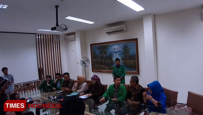 Konferensi Pers Hasil Rapat Pengurus Harian DPP PPP (FOTO: Rizki Amana/TIMES Indonesia)