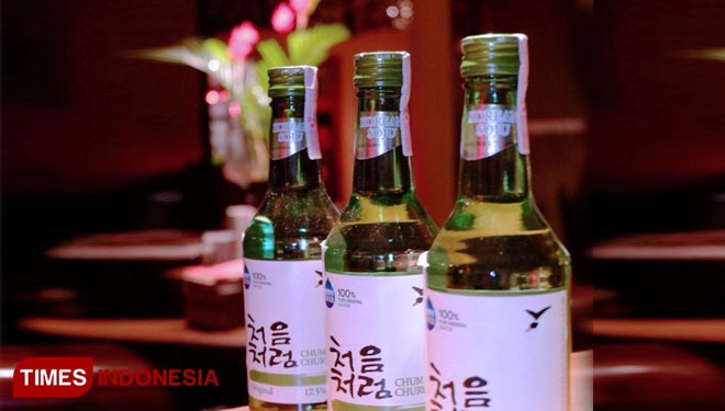 Minuman Distalasi Asal Korea Datang (FOTO: AJP/TIMES Indonesia)
