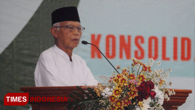 KH Anwar Iskandar. (FOTO: Adhitya Hendra/TIMES Indonesia)