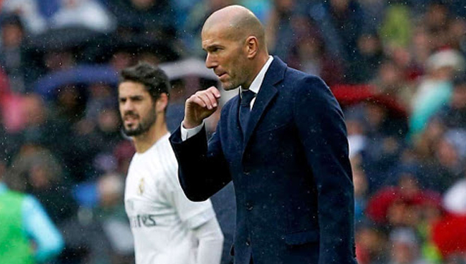 Zinedine Zidane menjalani debut pada lanjutan LA Liga pekan ke 28 menghadapi Celta Vigo, Sabtu (16/3/2019), di Santiago Bernabeu. (Foto:smashingtip)