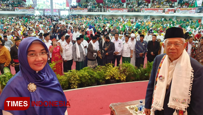 Cawapres Kiai Ma'ruf Amin saat menghadiri deklarasi dukungan ribuan kiai dan santri di Balikpapan, Kaltim. (FOTO: Monang Sinaga for TIMES Indonesia).