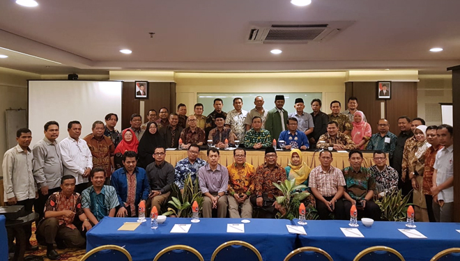 Forum LP2M/P3M PTKIN Se-Indonesia memberi pernyataan sikap di Jakarta, 21 Maret 2019. (FOTO: Istimewa)