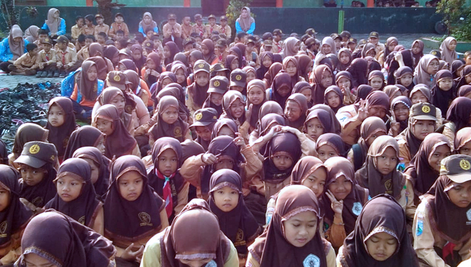 para siswa saat ikuti istighatsah Kubro Harlah ke 96 NU di Kabupaten Malang. (FOTO: Istimewa)