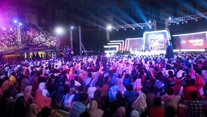 Ribuan warga penuhi GOR menyaksikan Mata Najwa
