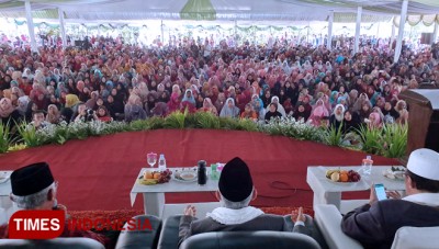 Ada Drone Lewat, Cawapres KH Ma'ruf Amin: Ibu-Ibu Difotonya Keliling
