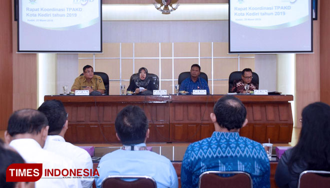 Rapat koordinasi program kerja TPAKD (FOTO: Pemkot Kediri for TIMES Indonesia)