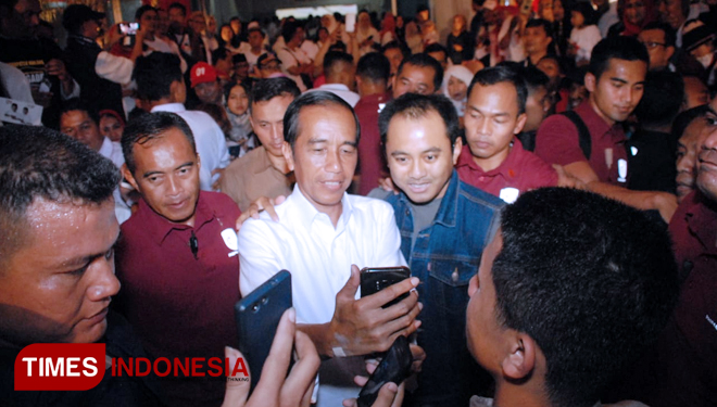 Calon Presiden Nomor 01, Joko Widodo (Jokowi) menggelar kampanye terbuka di Kota Malang, Senin (25/3/2019). (FOTO: Adhitya Hendra/TIMES Indonesia)