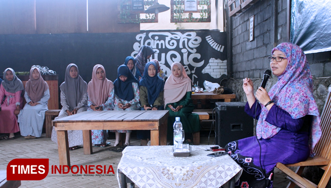 Talkshow bertema Hijab is Healthy Lifestyle digelar di Cafe Corner Polbangtan Malang, Minggu (24/3/2019). (Foto: Humas Polbangtan Malang for TIMES Indonesia)