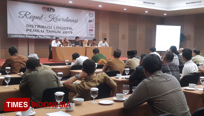 KPU Kabupaten Tangerang saat melaksanakan Rapat Koordinasi Distribusi Logistik Pemilu 2019. (FOTO: Kinanti/TIMES Indonesia)