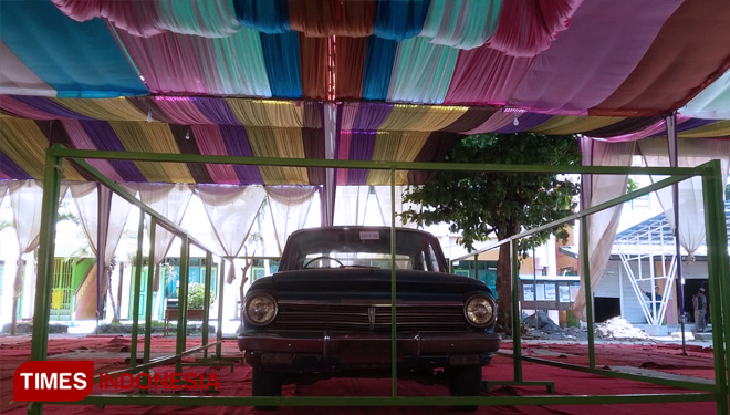 Mobil Holden milik pengasuh kedua Pondok Pesantren Nurul Jadid, KH Hasyim Zaini (FOTO: Diana Khoiriyah/AJP TIMES Indonesia)