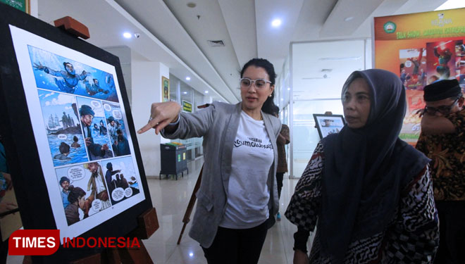 Talk show dan pembukaan pameran komik bertajuk Laksamana Malahayati oleh Marcela Zalianty di Gedung Pasca Sarjana Universitas Islam Malang. Senin, 1/4/2019. (FOTO: Tria Adha/TIMES Indonesia)