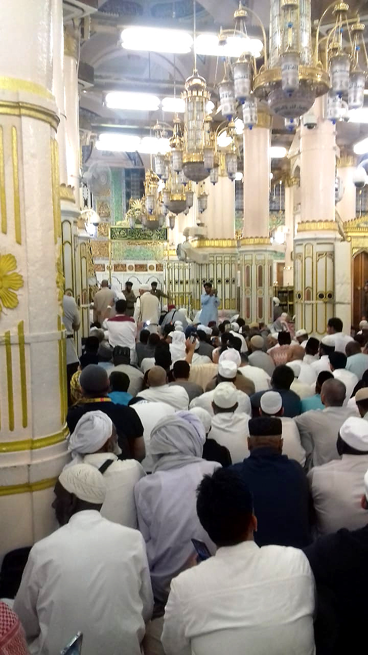 JAMAAH-UMROH1.jpg