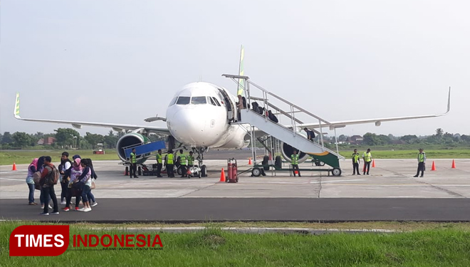 Poliwangi-Pesawat.jpg