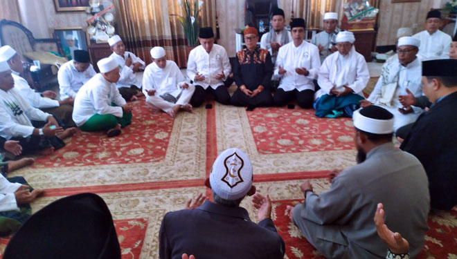 100 ulama Jakarta saat bersilaturahmi dengan MCM Pusat (FOTO: Istimewa)