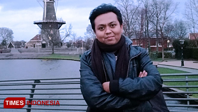 Erwin Natosmal Oemar (Erwin Natosmal Oemar for TIMES Indonesia)