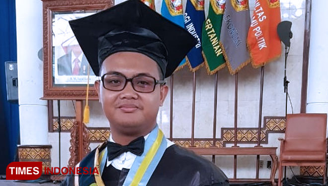 Sempat Putus Kuliah, Abdul Razak Lulus Cumlaude di UPN Veteran Yogyakarta
