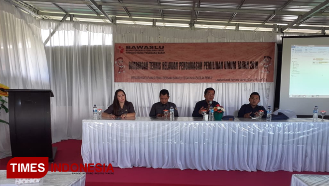 Bawaslu NTB Bimtek untuk Relawan Pengawas Pemilu 2019 di 