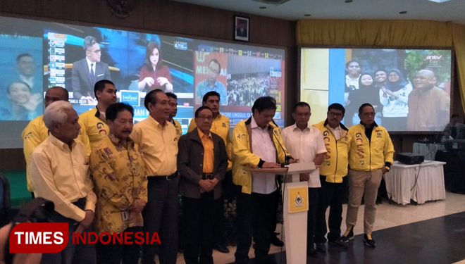 Konferensi Pers Partai Golkar Hasil Perhitungan Cepat Pemilu 2019 (FOTO: Rizki Amana/TIMES Indonesia)