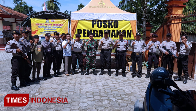 Tni Polri Amankan Jalannya Rapat Pleno Rekapitulasi Tingkat Ppk Di Pamekasan Times Indonesia 