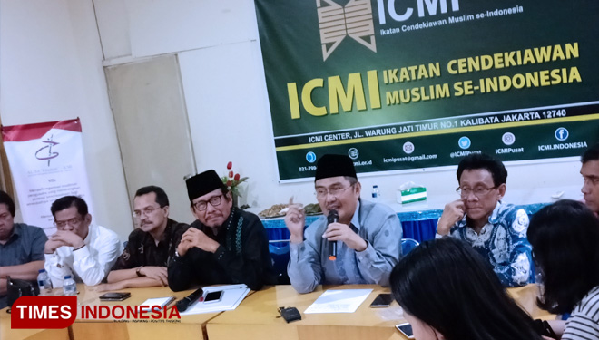 Konferensi pers ICMI pasca pemilu 2019 di kawasan Kalibata, Jakarta Selatan, Senin (22/4/2019). (FOTO: Rahmi Yati Abrar/TIMES Indonesia)