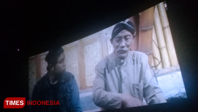 Salah satu adegan Film Kawentar yang diputar perdana di CGV Blitar hari ini, Senin (22/4/2019) (FOTO : Sholeh/ TIMES Indonesia )