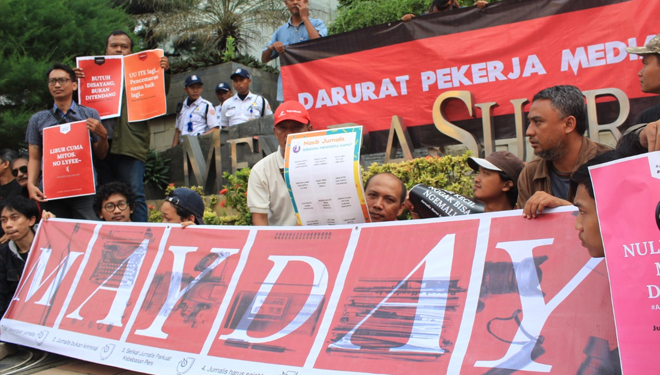 Komite Keselamatan Jurnalis Sesalkan Kekerasan Polisi Di Bandung ...