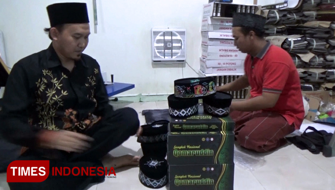 Ramadhan, Perajin Kopiah di Gresik Banjir Orderan  TIMES 