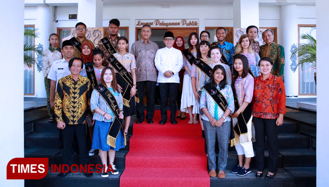 Keren! Mahasiswa Manca Negara Akan Belajar Budaya Suku Using Banyuwangi ...