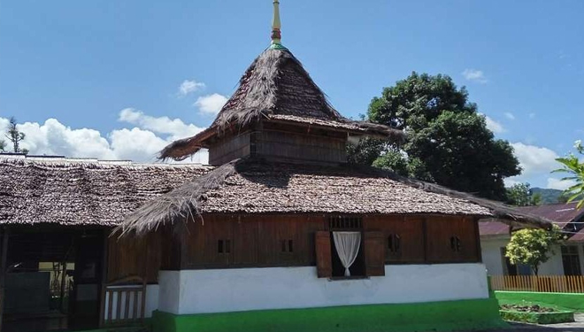 Masjid Wapauwe. (FOTO: Youtube)