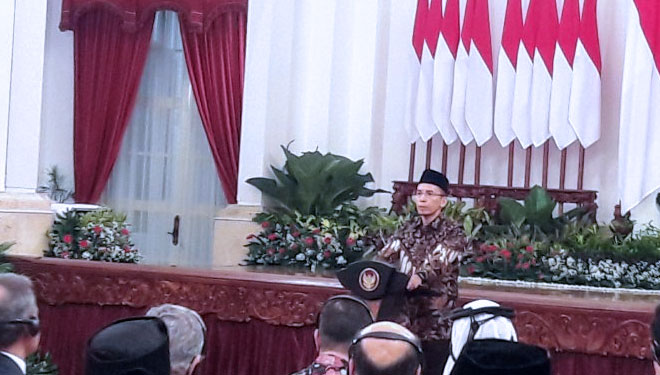 TGB Zainul Majdi memberikan uraian hikmah peringatan Nuzulul Quran di Istana Negara, Jakarta, Selasa (21/5/2019) malam. (FOTO: Antara/Bayu Prasetyo)