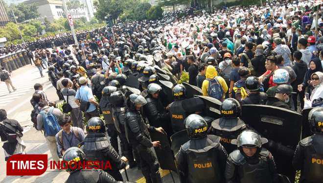 Aksi massa 22 Mei 2019. (FOTO: Edy Junaedi/TIMES Indonesia)