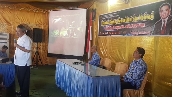 Suasana Sharing Komunikasi dan Motivasi oleh Dr Aqua Dwipayana, di Sumbar, Rabu, 20-22 Mei 2019. (FOTO: Istimewa)