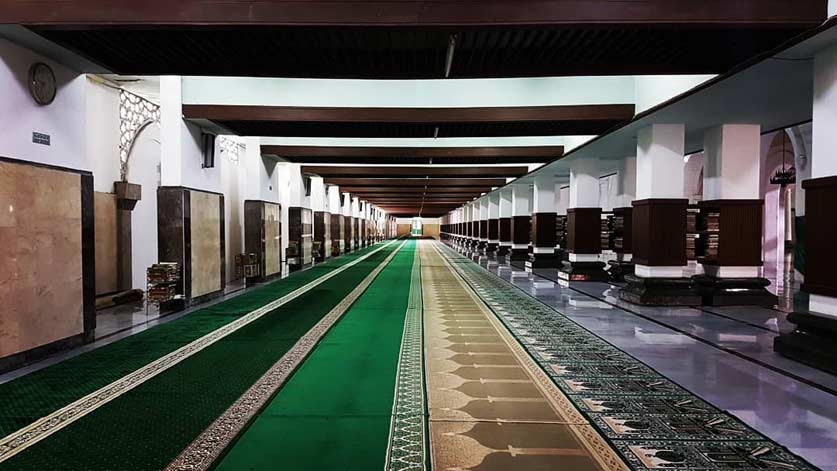 Arsitektur-Masjid-Ampel.jpg