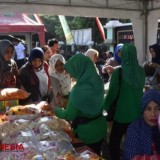 Harga Sembako Mahal, Persit Kodim 0818 Malang Batu Bazar Murah