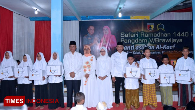 Safari Ramadhan Pangdam V/BRW di Yayasan Panti asuhan Al Kaaf Jabung Malang (FOTO: ajp.TIMES Indonesia)