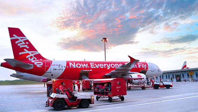Maskapai Penerbangan Air Asia (FOTO: humanresourcesonline)