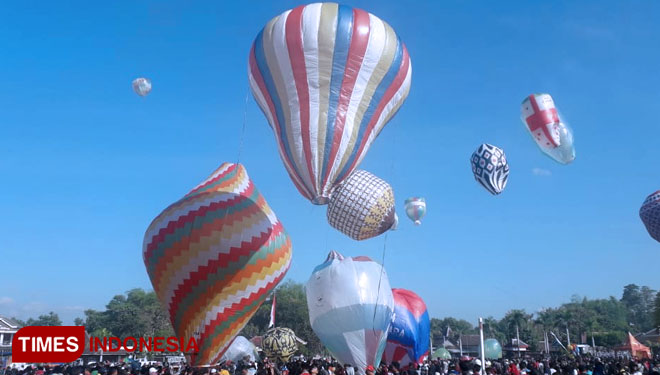 Festival-Balon-Udara-di-Ponorogo-B.jpg
