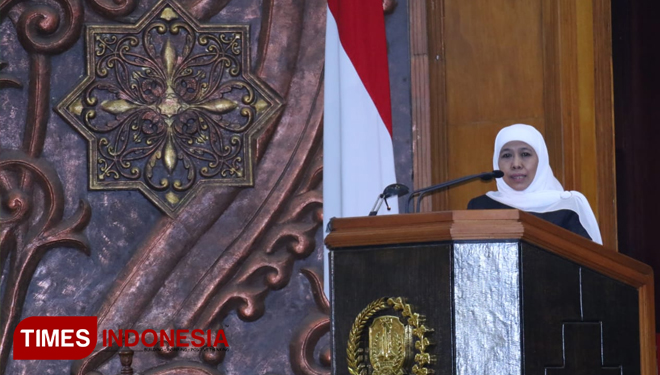 Gubernur Jawa Timur, Dra. Hj Khofifah Indar Parawansa saat menghadiri rapat paripurna sekaligus Halal Bihalal di DPRD Jawa Timur, Rabu,12/6/2019(FOTO:TIM MEDIA For TimesIndonesia)
