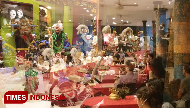 Suasana Indonesia's Cultural Dining Series 42 yang menyajikan Dramatari Brastho Durjono di Hotel Tugu,  Sabtu (15/6/2019) malam. (FOTO: Widodo Irianto/TIMES Indonesia) 