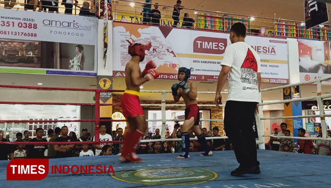 Kejuaraan Terbuka Kick Boxing Ponorogo Cup 2019  / foto : Marhaban ( MG - 90) / Timesindonesia.co.id