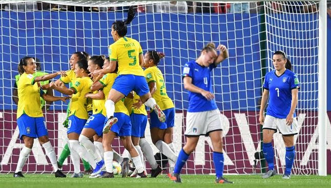 Kengototan Tim Brasil dalam Piala Dunia Wanita 2019 akhirnya membuahkan hasil ikut maauk 16 besar setelah kalahkan Tim Italia, Rabu (19/6/2019) dini hari tadi. (FOTO: ilustrasi) 