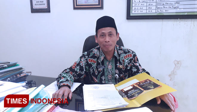 Kepala Dinas Pendidikan Kabupaten Tuban, Nur Khamid, Kamis, (20/06/2019) (FOTO: Achmad Choirudin/TIMES Indonesia)