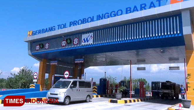 Pintu gerbang Probolinggo Barat, Tol Paspro yang sudah mulai beroperasi. (FOTO: Happy L. Tuansyah/TIMES Indonesia)