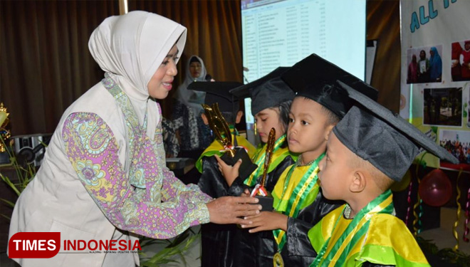 Perpisahan-Murid-TK-Kodim2.jpg