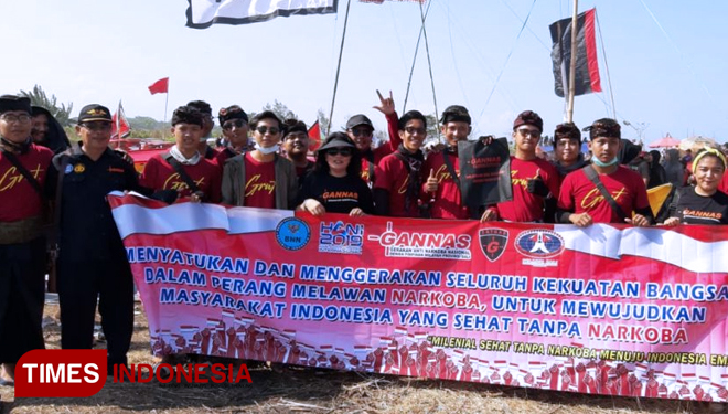 Gerakan Anti Narkoba Nasional atau GANNAS Bali menggelar Sosialisasi Bahaya Narkoba, di Arena Lomba Layang-Layang Ke-41 2019, Minggu (23/6). (FOTO: AJP TIMES Indonesia)