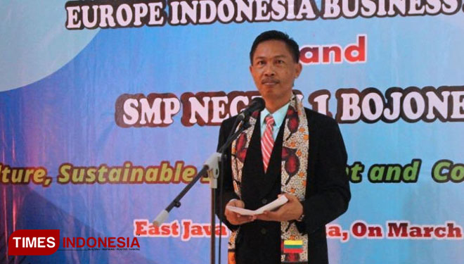 Kepala SMPN 1 Bojonegoro, Lasiran. (Foto: Yudi Handoyo/TIMES Indonesia)