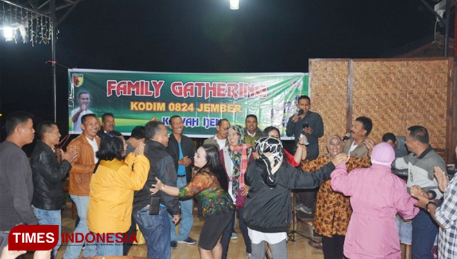 Ramah tamah Famili Gathering Kodim 0824/Jember. (FOTO: AJP/TIMES Indonesia)